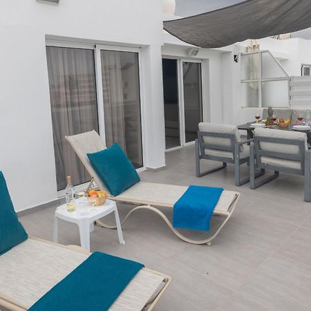Evas Apartment Протарас Екстериор снимка